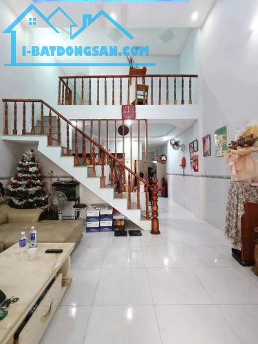 Bán nhà sổ riêng gần chợ Quang Thắng, P. Trảng Dài giá siêu rẻ chỉ 1tỷ890