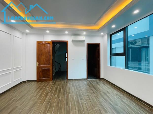 SIÊU PHẨM ĐÀO TẤN - SỔ ĐỎ NỞ HẬU - NHÀ 2 MẶT NGÕ - Ô TÔ CÁCH NHÀ 10M - 7 TẦNG THANG MÁY - 1