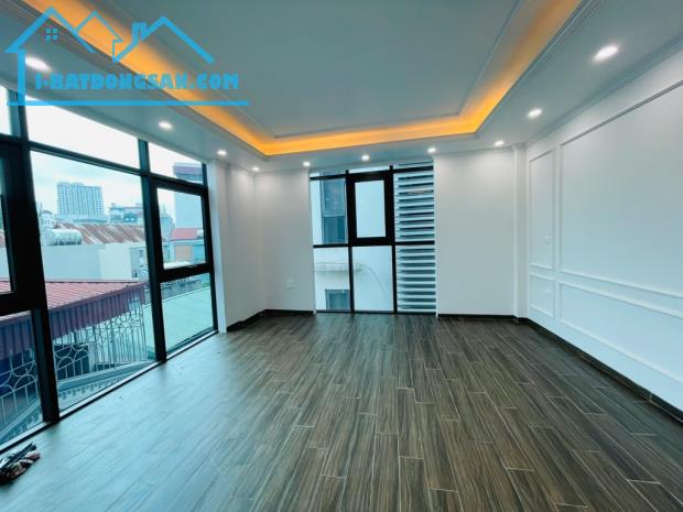 SIÊU PHẨM ĐÀO TẤN - SỔ ĐỎ NỞ HẬU - NHÀ 2 MẶT NGÕ - Ô TÔ CÁCH NHÀ 10M - 7 TẦNG THANG MÁY - 3