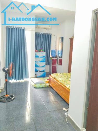 453) BÁN NHÀ NGAY NGÃ BA LŨY BÁN BÍCH, PHÚ THỌ HÒA, TÂN PHÚ. * Giá nhỉnh 4ty. * Diện tích - 2