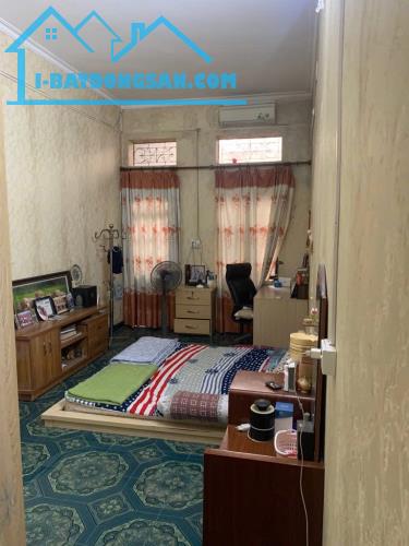 Nhà phố cổ Ngọc Lâm 39m, 3 tầng, giá chỉ 5 tỷ.