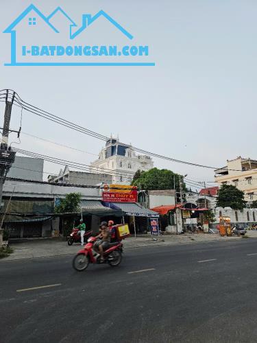 Bán nhà 56m*48m, nhỉnh 45 tỷ, mặt tiền Phạm Hữu Lầu, Quận 7