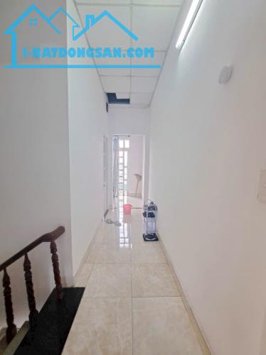 BÁN NHÀ 2 TẦNG - 60M2 - PHƯỜNG TÂN ĐÔNG HIỆP - ĐƯỜNG ĐÔNG TÁC - TP DĨ AN - GIÁ 3.6 TỶ. - 1