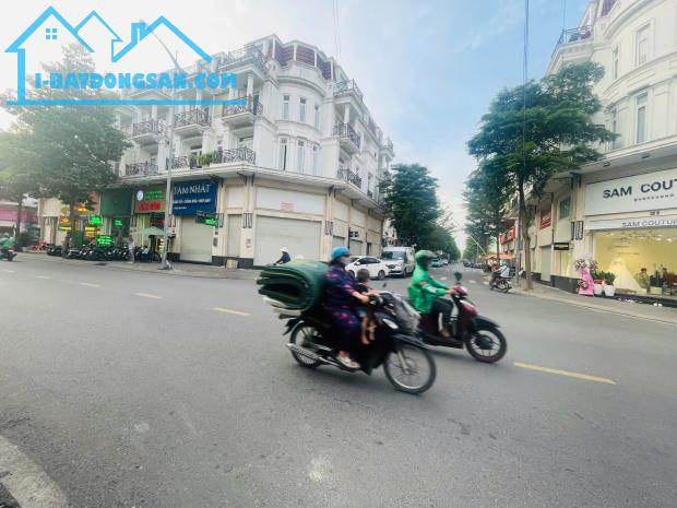 Bán Nhà Căn Góc - Hẻm Thông - Đối Diện Cityland Gò Vấp - 32m² - 2 Tầng - 3PN - Chỉ Hơn 3 Đ - 2