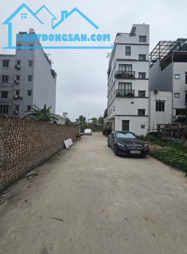 💜💜TĐC NGỌC THỤY 62.3M2 CHÀO 17.8 TỶ - 2 THOÁNG - PHÂN LÔ VỈA HÈ - VIEW 3 QUẢ ĐỒI - HÀNG - 5