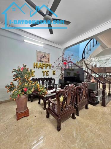 #Ngõ_Quỳnh, quận Hai Bà Trưng, trước nhà 3m, kinh doanh online, 35m2, 6.x tỷ