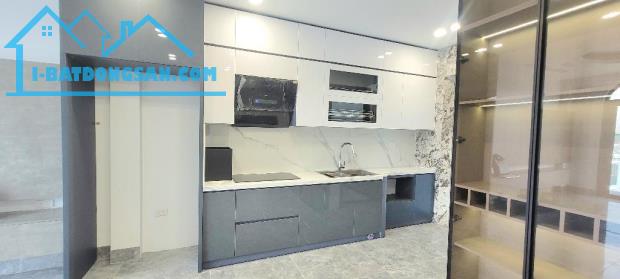 💕💕💕SIÊU HIẾM THẠCH BÀN- 50m2- 7 Tầng- MT 4.4m- HƠN 10 Tỷ- Lô góc- Thang máy- Full nội t - 2