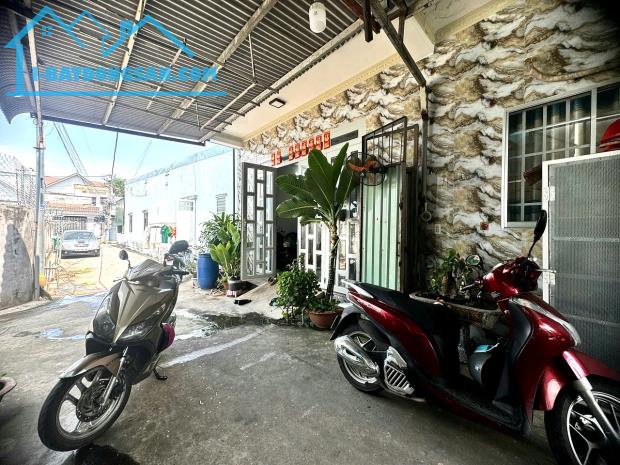 BÁN RẺ NHÀ AN BÌNH, 1TRỆT 1LẦU, SỔ HỒNG THỔ CƯ, ĐƯỜNG 4m, OTO ĐẬU TRƯỚC NHÀ - 3