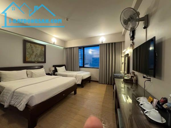 Mặt Phố Nguyễn Khuyến,Đống Đa-139M x8T-MT Đẹp-KD-Dòng tiền 188 triệu/tháng-chỉ 88 tỷ - 1