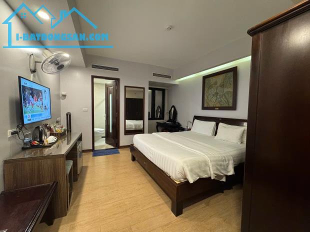 Mặt Phố Nguyễn Khuyến,Đống Đa-139M x8T-MT Đẹp-KD-Dòng tiền 188 triệu/tháng-chỉ 88 tỷ