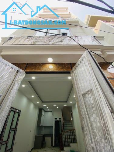 🌟 Bán Nhà Đẹp Huỳnh Cung – 5 Tầng Long Lanh – Cách Ô Tô 10m – 30m² – Chỉ 5.35 Tỷ 🌟 - 1
