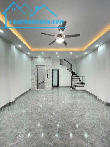 Nhà đẹp Ngọc Hà 6 tầng thang máy x mặt tiền to đẹp 4.7M - Ngõ thoáng sáng và thông Hoàng H