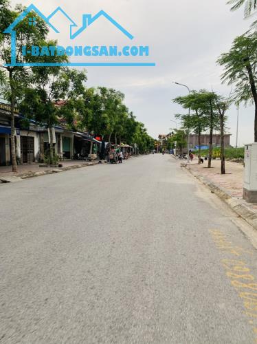 Bán lô đất  phân lô Đồng Chuối  giá chỉ từ  3,5 tỷ   LH 0979087664 - 2