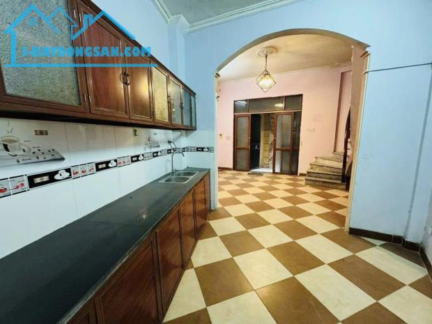 Bán nhà Tam Trinh  - Q. Hoàng Mai - dt 32M * 4T giá 4.5 tỷ sổ đỏ chính chủ - 2