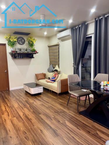 Cần bán nhanh căn 2 ngủ 60m Victoria nhà đẹp full nội thất, sổ đỏ, giá 3.9 tỷ - 2