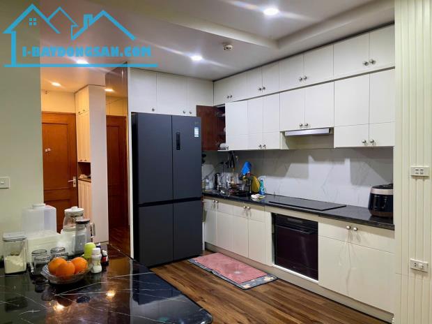 Cần bán nhanh căn 2 ngủ 60m Victoria nhà đẹp full nội thất, sổ đỏ, giá 3.9 tỷ - 3