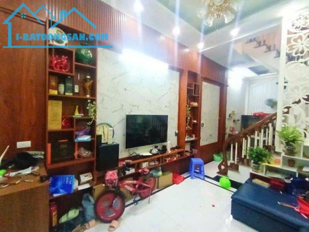Bán nhà riêng Khương Trung – Gần hồ – Ngõ rộng 10m ra ô tô – 35,5m2 - 6,95 tỷ - 2