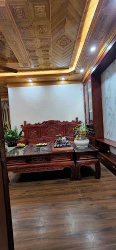 Bán nhà tập thể, 180m2, Hoàng Quốc Việt-Phạm Văn Đồng, cầu thang riêng, ô tô riêng, 5,6 tỷ - 1