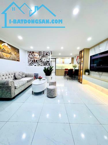 VIP! Lô góc Hoàng Ngân, 40m2x4T giá 8 tỷ ngõ rộng - thoáng, gần ôtô, gần RoyalCity + Hapul
