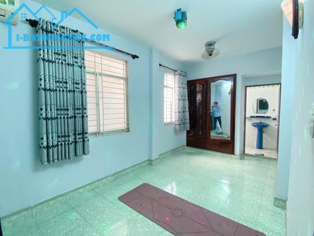 TÂN BÌNH - HẺM 6M Ô TÔ GẦN MT TRƯỜNG CHINH - DT:75M2 [ 5,5 X 15M ] 3 TẦNG - CHỈ 10 TỶ - 1