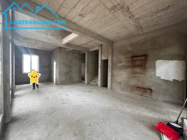 Chính chủ gửi Bán Biệt thự xây thô Palm Gaden, KĐT Việt Hưng, 205m x3T, MT 11m nhỉnh 39tỷ - 2