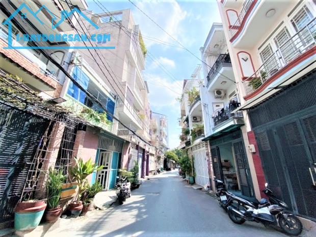 Giảm 800tr BÁN NHỈNH 5.5 TỶ - NHÀ TÂN BÌNH 4 TẦNG MỚI CÓNG 4PN ĐẸP - HẺM 6M 4 CHỖ QUAY ĐẦU