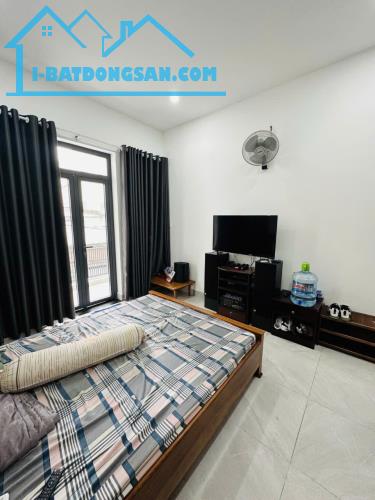 Ngộp khuông Việt - Đầm Sen Quận 11 - 56m2 - HXH tránh Kinh Doanh - 1