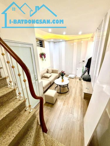 BÁN NHÀ  S30M 5 TẦNG,NHỈNH 4 TỶ THANH XUÂN,LÊ VĂN LƯƠNG, HOÀNH ĐẠO THÚY