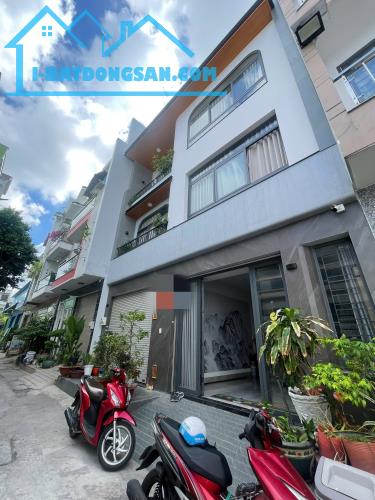 CHÍNH CHỦ GỬI- NHÀ ĐẸP 2 TẦNG-NGANG KHỦNG-9x10m-HẺM XE HƠI LÊ VĂN QUỚI BÌNH TÂN NHỈNH 6 TỶ