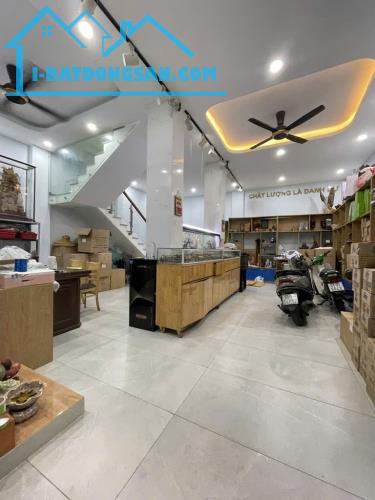 CHÍNH CHỦ GỬI- NHÀ ĐẸP 2 TẦNG-NGANG KHỦNG-9x10m-HẺM XE HƠI LÊ VĂN QUỚI BÌNH TÂN NHỈNH 6 TỶ - 1
