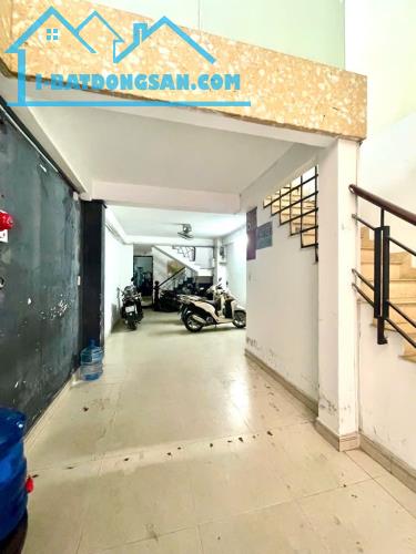 Bán CHDV hẻm xe hơi Lê Văn Sỹ,Quận 3, gần MT, 6 Tầng, 75m2, 10PN, TN 500tr/năm, 16.8 Tỷ