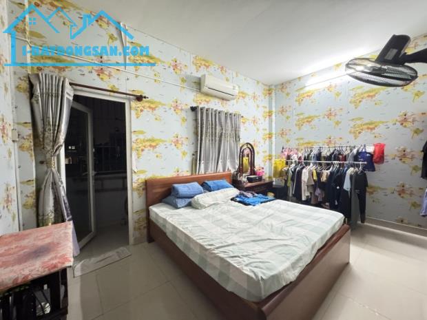 Bán nhà 80m2, 3PN, 3WC, Q.9, 6.8 tỷ, sổ hồng - 2