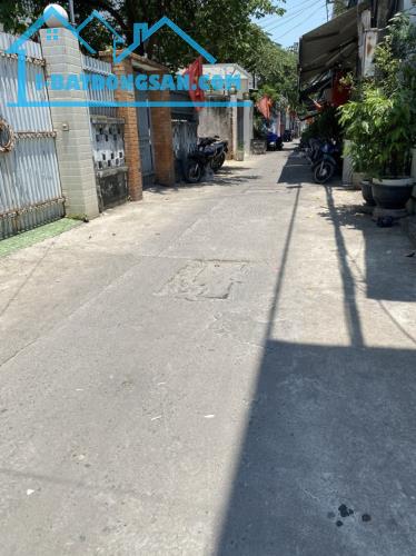 ♥ Nhà Kiệt rộng Hoàng Diệu, kẹp kiệt thoáng, 55m2, 3 mê đúc, sân rộng, 3.65 tỷ - 1