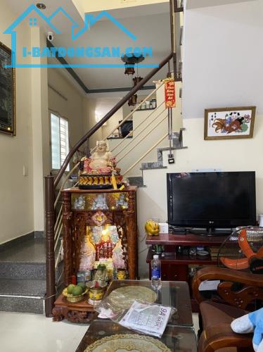 ♥ Nhà Kiệt rộng Hoàng Diệu, kẹp kiệt thoáng, 55m2, 3 mê đúc, sân rộng, 3.65 tỷ - 4