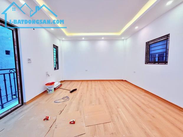 6 TẦNG LÔ GÓC THANG MÁY NGÕ NÔNG GẦN Ô TÔ - VẠN PHÚC HÀ ĐÔNG CHỈ HƠN 7 TỶ - 5