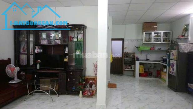 Hàng Thơm nhà Trần Văn Ơn Tân Sơn Nhì ngay chợ gần mặt tiền 56m2 Nhỉnh 4ty - 1