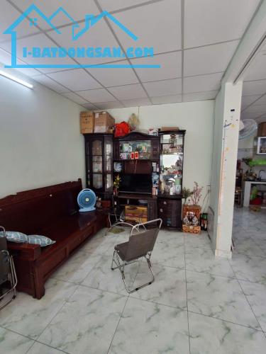 Hàng Thơm nhà Trần Văn Ơn Tân Sơn Nhì ngay chợ gần mặt tiền 56m2 Nhỉnh 4ty - 2