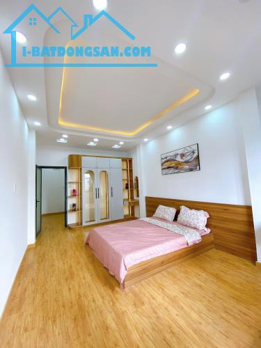 NHÀ MỚI Ở NGAY 3 TẦNG 51M2 - NGAY NGÃ 4 LUỸ BÁN BÍCH, HOÀ BÌNH - HẺM SẠCH SẼ, AN NINH - 2