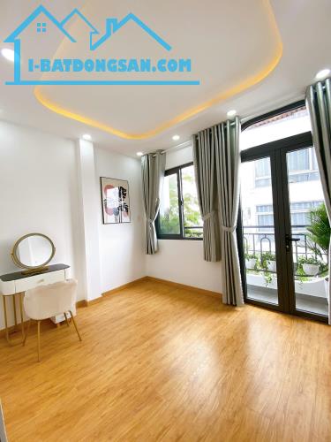 NHÀ MỚI Ở NGAY 3 TẦNG 51M2 - NGAY NGÃ 4 LUỸ BÁN BÍCH, HOÀ BÌNH - HẺM SẠCH SẼ, AN NINH - 3