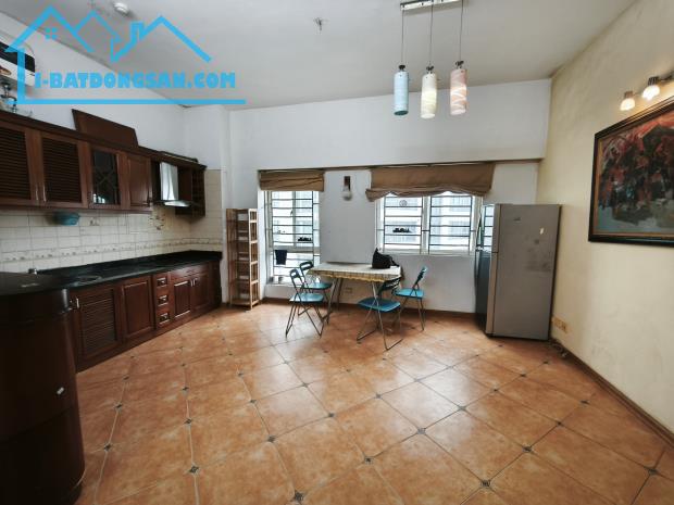 Cho thuê căn hộ 1511 toà A,  CC 671 Hoàng Hoa Thám, q. Ba Đình 91m2 2PN full đồ view hồ - 2