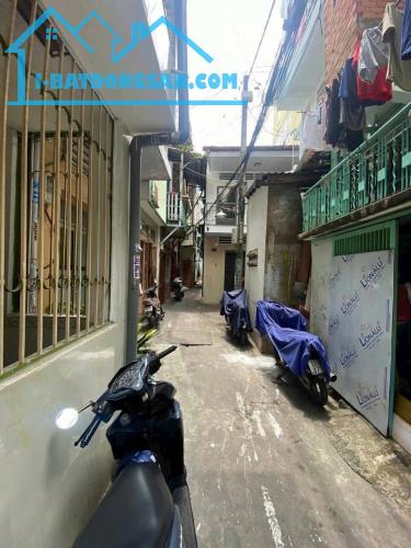 Cho thuê nhà 41m2 HẺM THÔNG, SÁT MẶT TIỀN, CÓ SÂN ĐẬU XE, Ngô Gia Tự, Phường 2, Quận 10 - 5