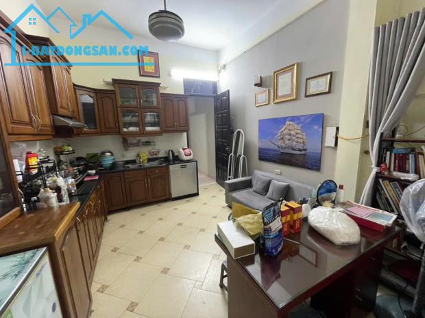 HÀNG HIẾM THÁI HÀ PHỐ- 2 MẶT NGÕ Ô TÔ TRÁNH- DT RỘNG- VỪA Ở VỪA KD ĐỈNH!!! - 3