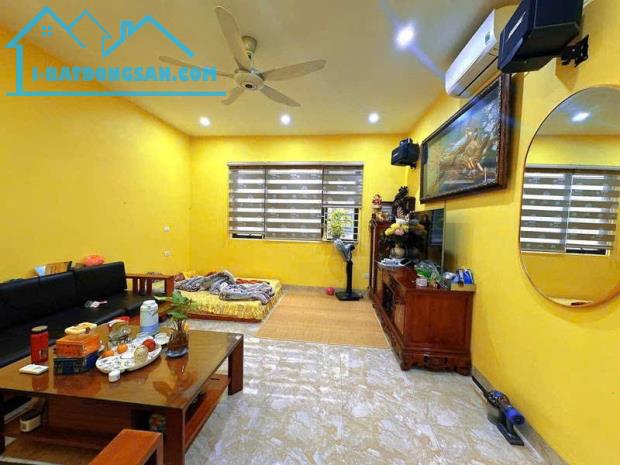 KIM MÃ - NHÀ ĐẸP - LÔ GÓC 2 THOÁNG - GẦN PHỐ - KINH DOANH ĐA NGÀNH - GẦN 50M² GẦN 10 TỈ - 1