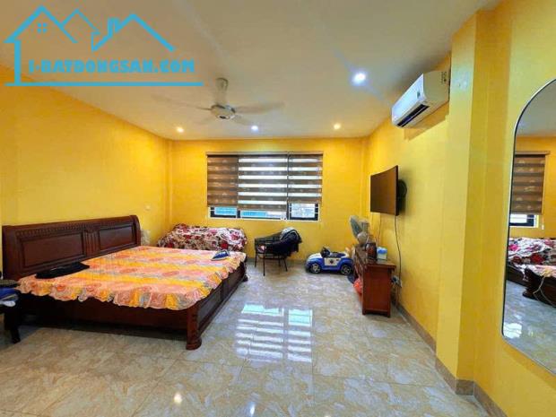 KIM MÃ - NHÀ ĐẸP - LÔ GÓC 2 THOÁNG - GẦN PHỐ - KINH DOANH ĐA NGÀNH - GẦN 50M² GẦN 10 TỈ - 4