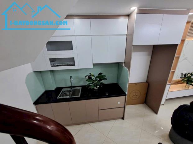 Nhỉnh 3 tỷ có ngay căn nhà 4 tầng phố Minh Khai Hai Bà Trưng nhà đẹp long lanh - 1