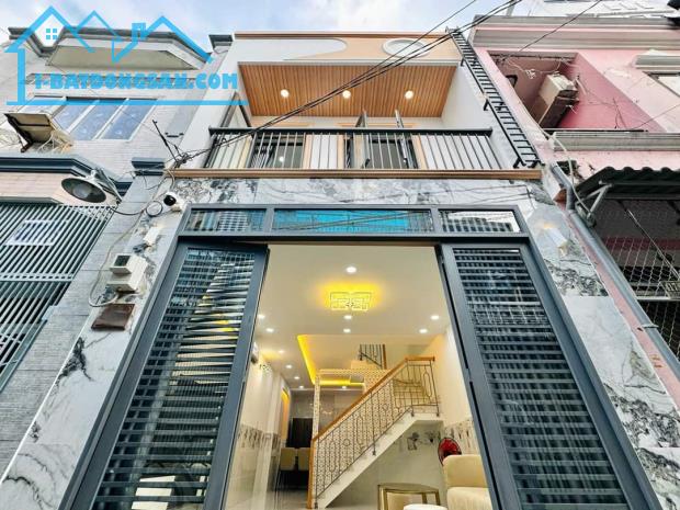 🔥 Cần tiền bán gấp căn nhà Đường Nguyễn Trãi, P.8, Quận 5. Giá chỉ 3tỷ150 còn thương lượn - 1