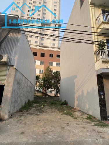 Gia đình cần bán lô đất Dịch Vụ Tân Việt - Cực Quán - Đức Thượng