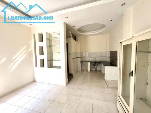 XÔ VIẾT NGHỆ TĨNH - GIÁP QUẬN 1 - NHÀ ĐẸP 3 TẦNG - HẺM XE TẢI - CHỈ NHỈNH 4 TỶ