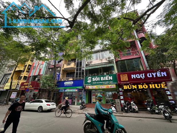 (MẶT PHỐ) Bán nhà mặt phố Nguyên Hồng 50mx5T MT rộng sổ vuông vỉa hè 2x tỷ SIÊU KD Đống Đa