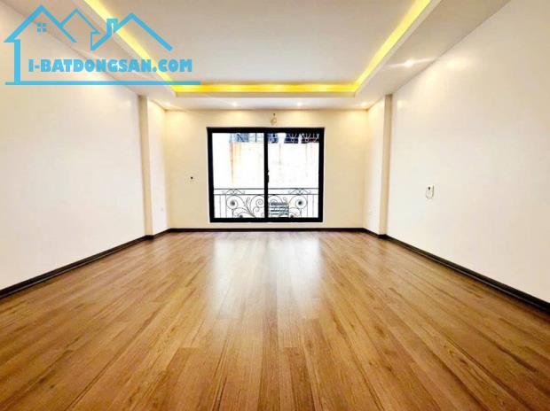 🏡 Bán nhà Ngô Gia Tự, Long Biên, 44m2 x 5 tầng, Thang máy, Gần Vinhomes, sát AEON, 8 tỷ 3 - 1